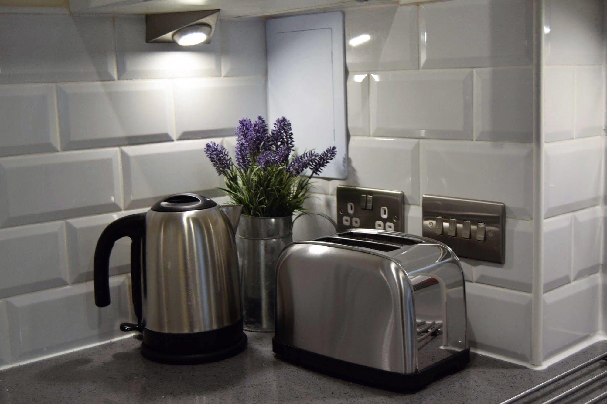Morland Apartments - Romford Ngoại thất bức ảnh
